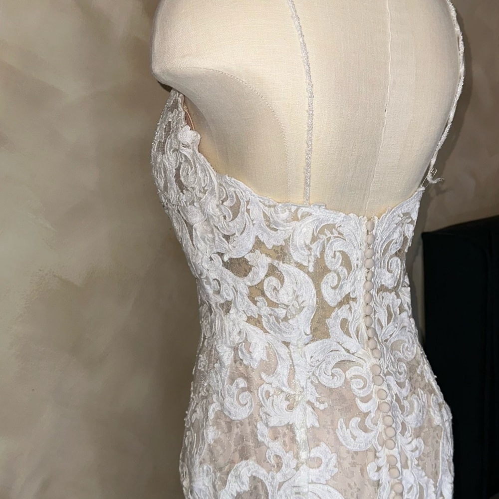 Maggie Sottero White Lace Sheath Wedding Dress - Picture 9 of 16